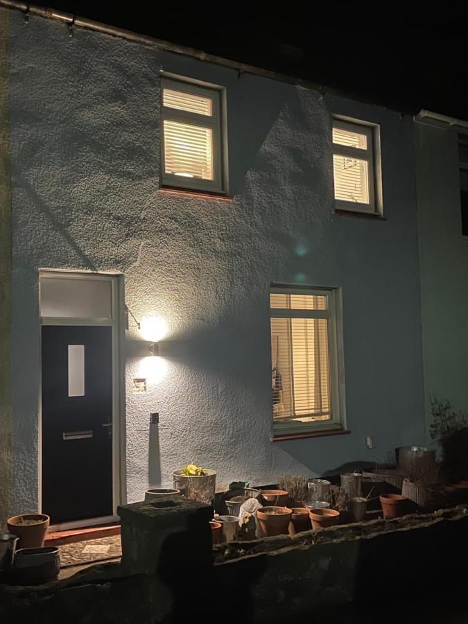 Crown Street Room Only Accommodation Seahouses Exteriör bild